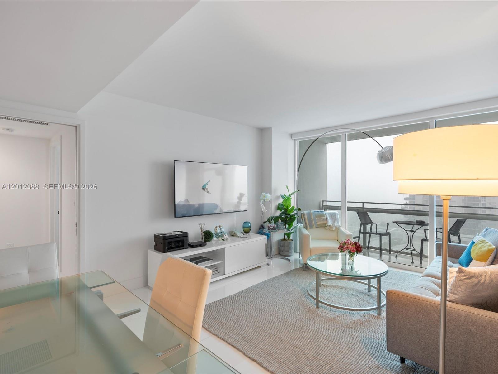 6801 Collins Ave 1208