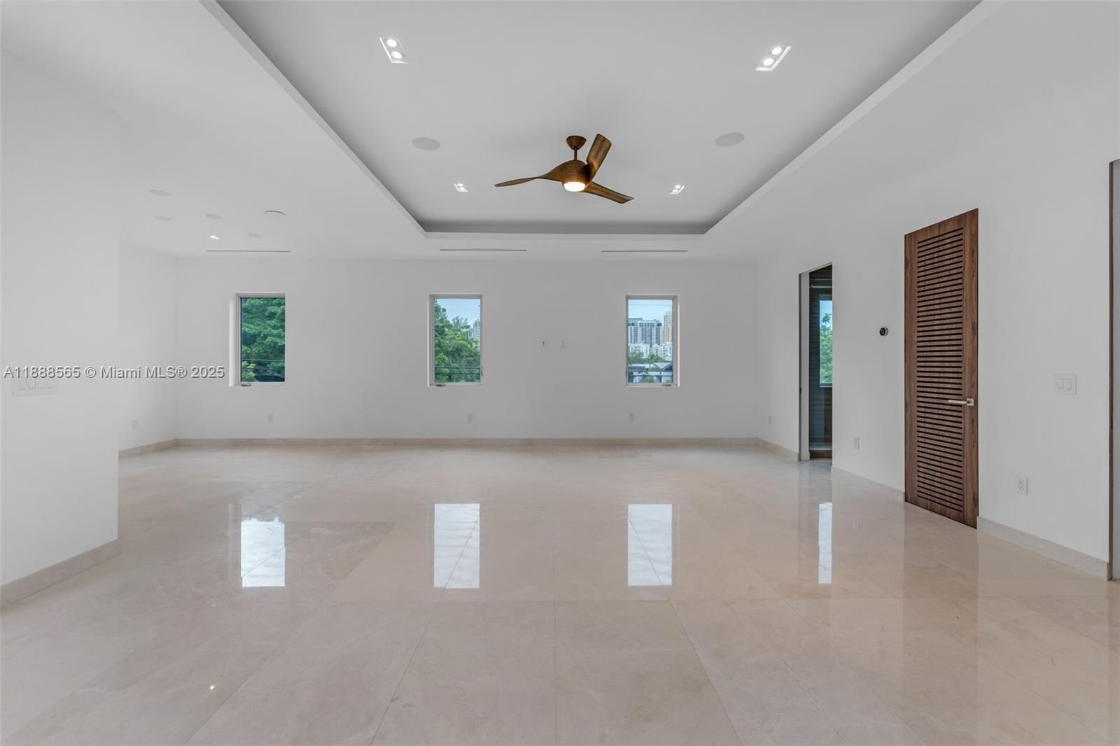 NORTH KENDALL - Residential