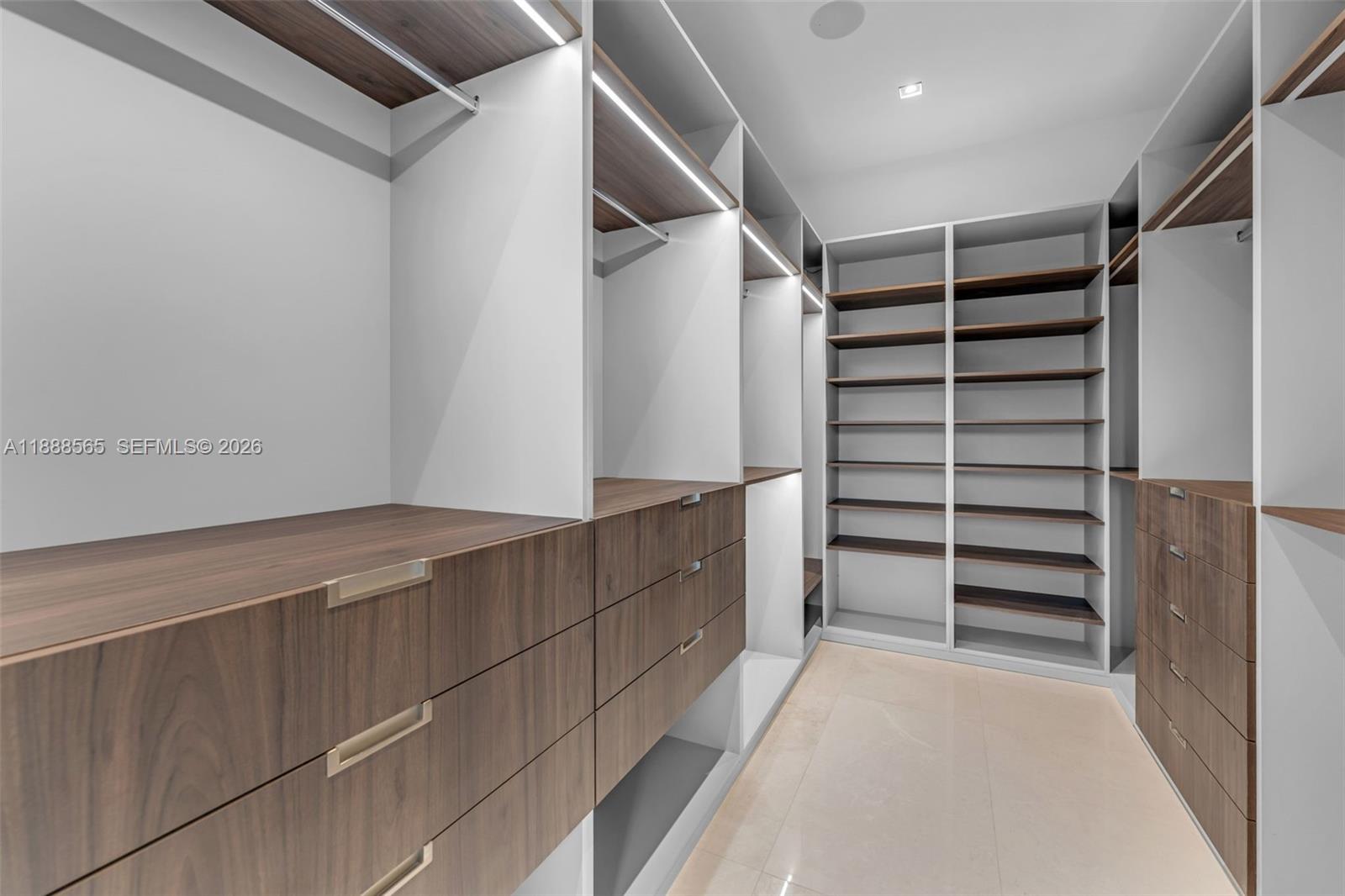 NORTH KENDALL - Residential