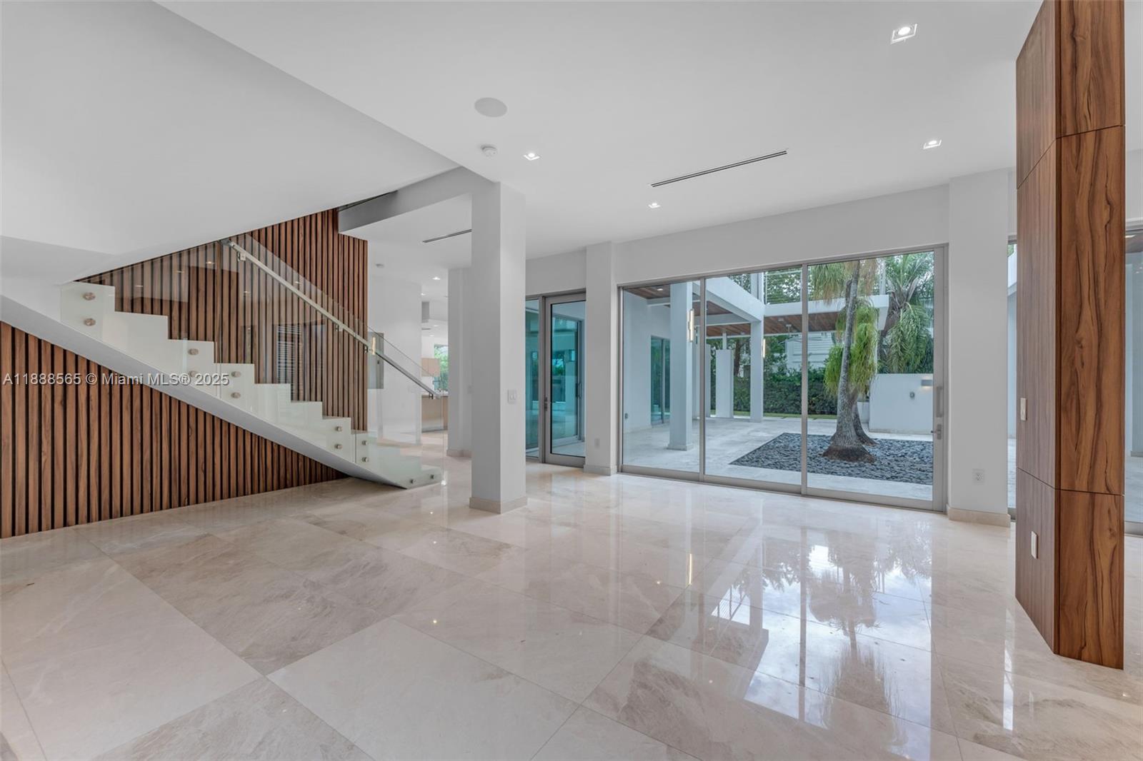 NORTH KENDALL - Residential