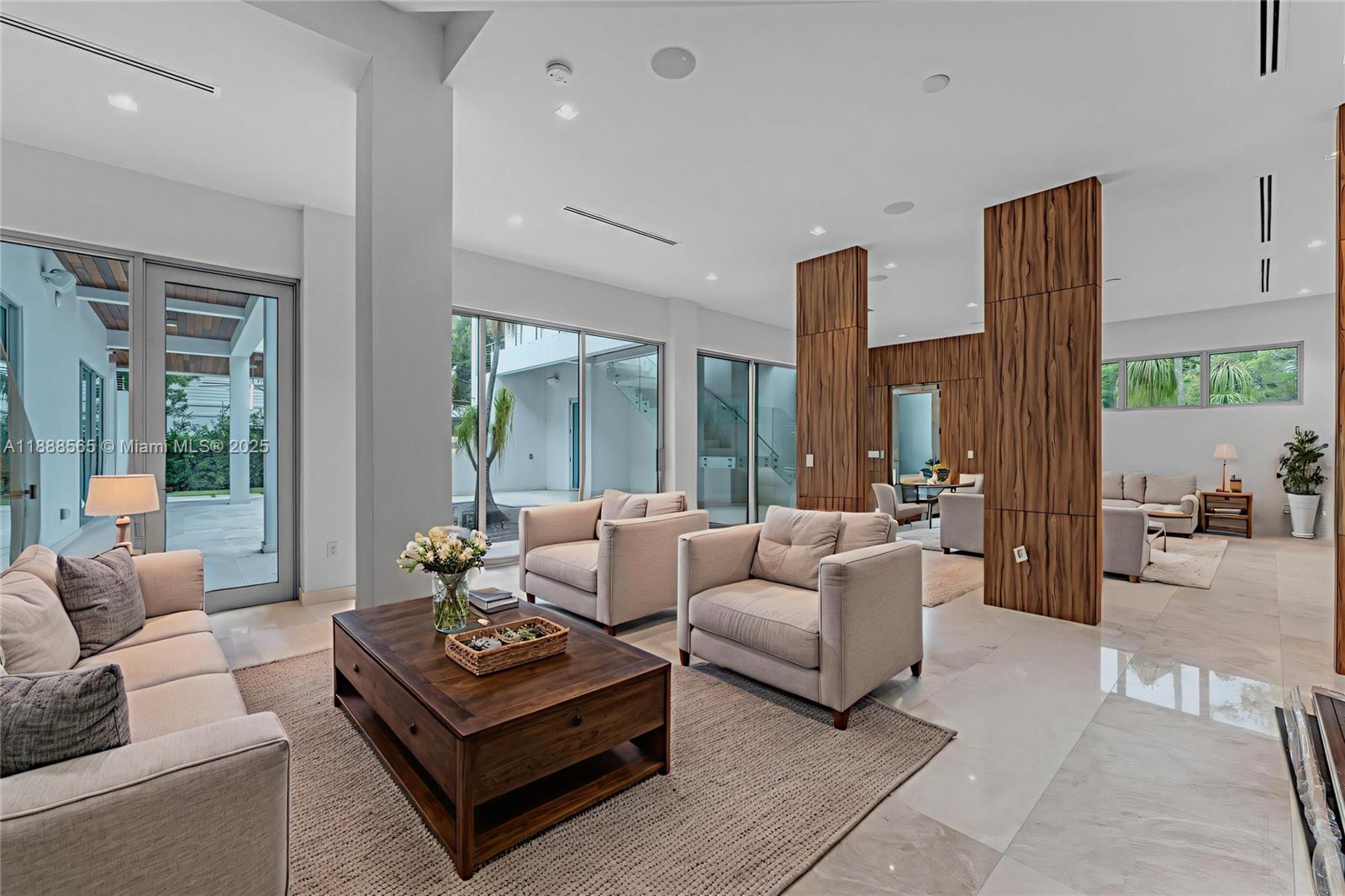 NORTH KENDALL - Residential