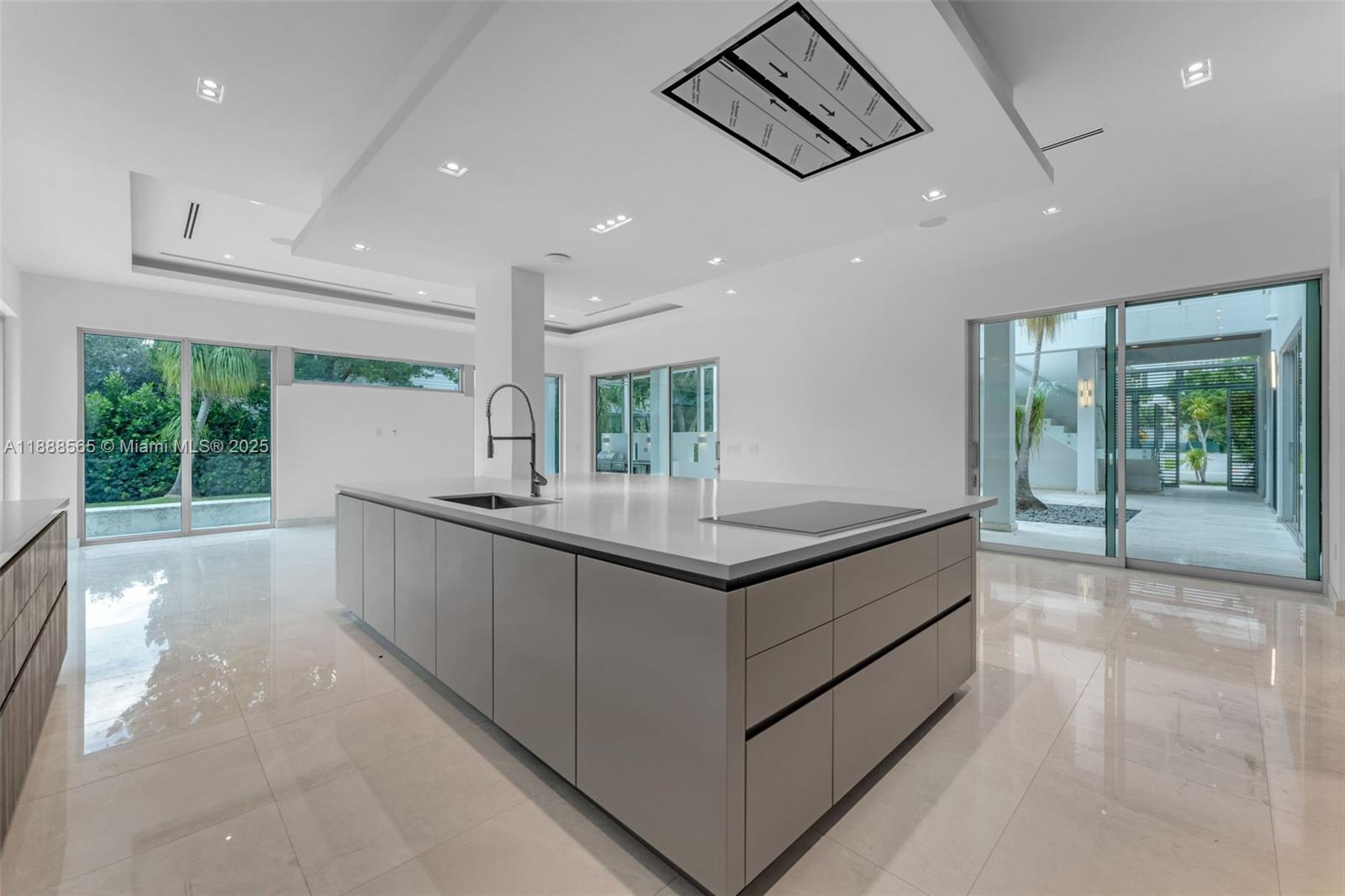 NORTH KENDALL - Residential