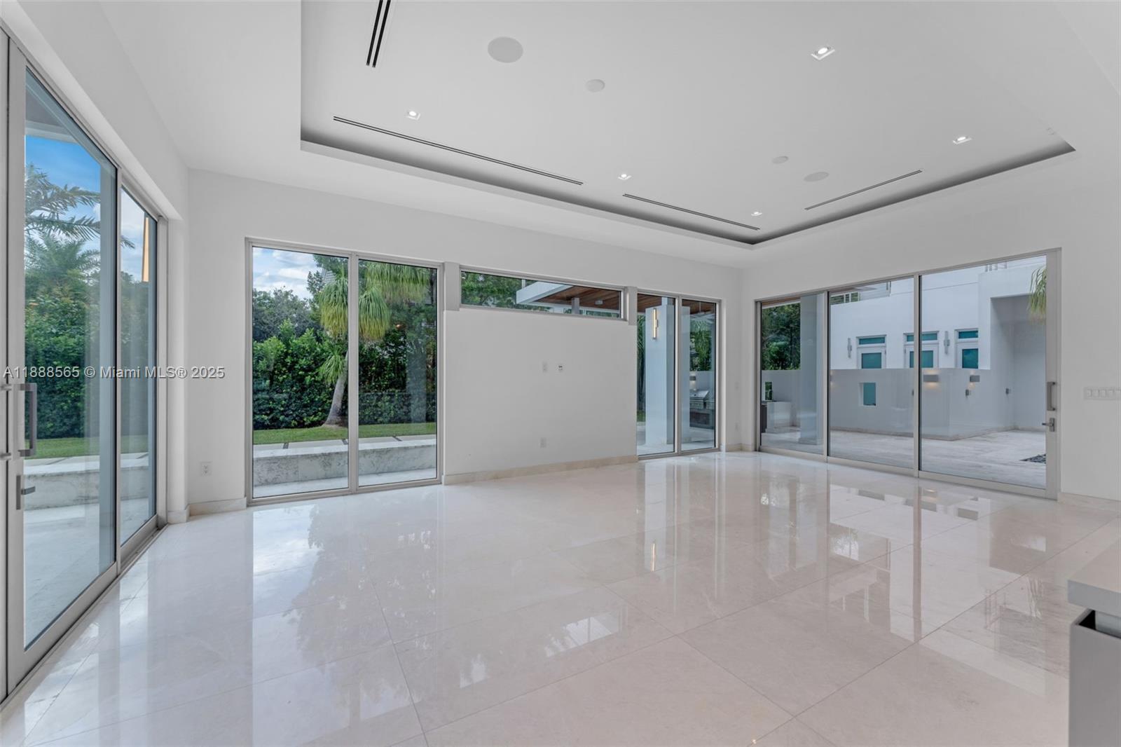 NORTH KENDALL - Residential