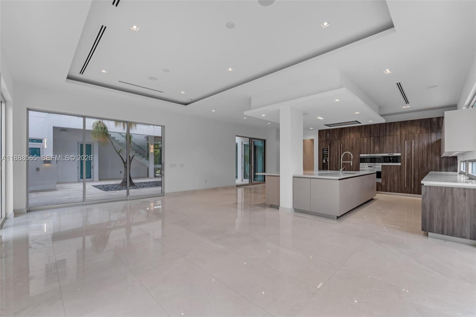 NORTH KENDALL - Residential
