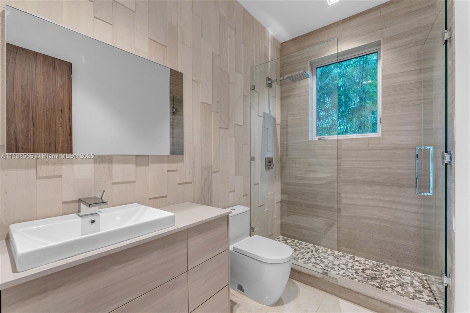 NORTH KENDALL - Residential