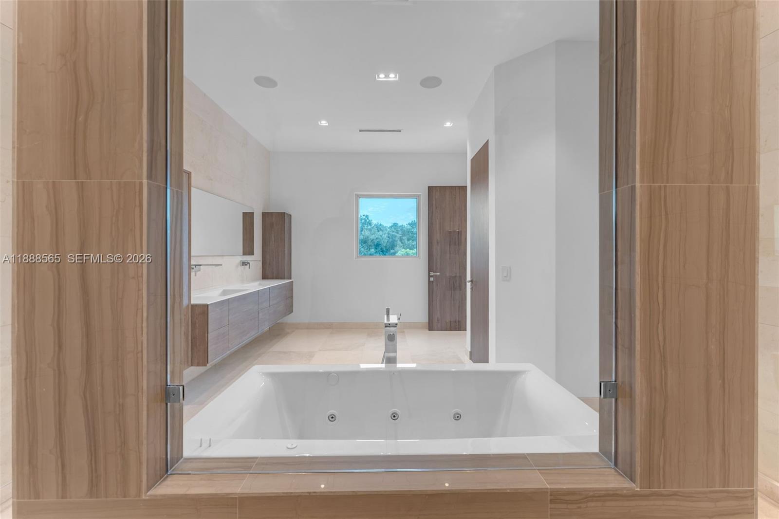 NORTH KENDALL - Residential