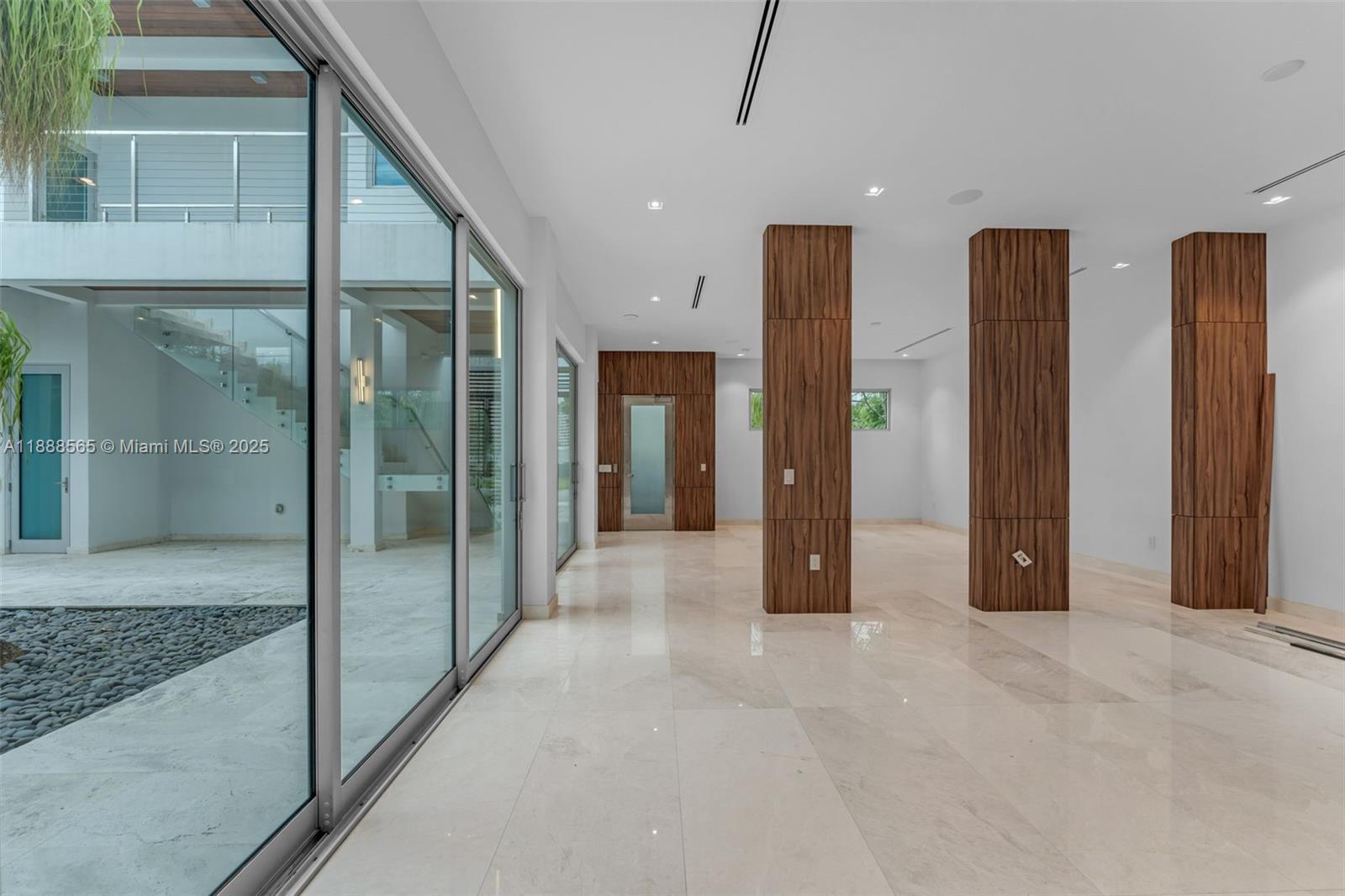 NORTH KENDALL - Residential