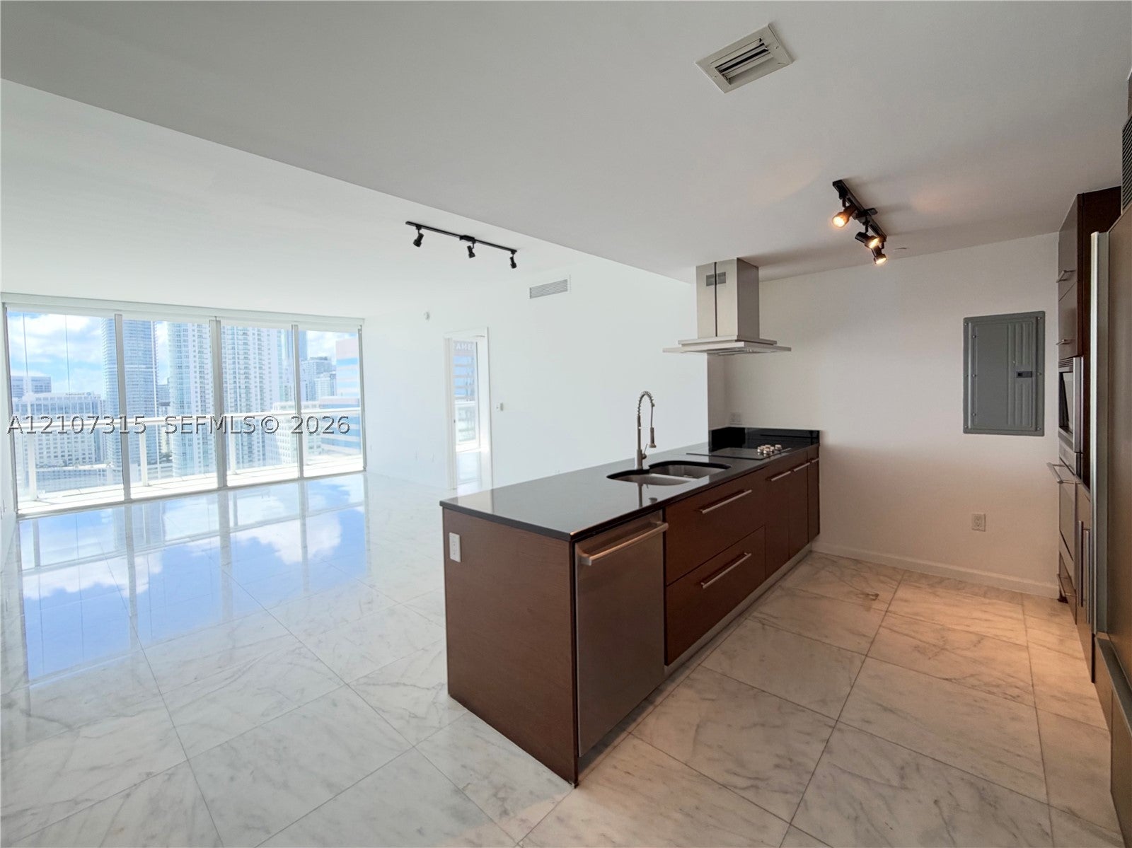 495 Brickell Ave 3803