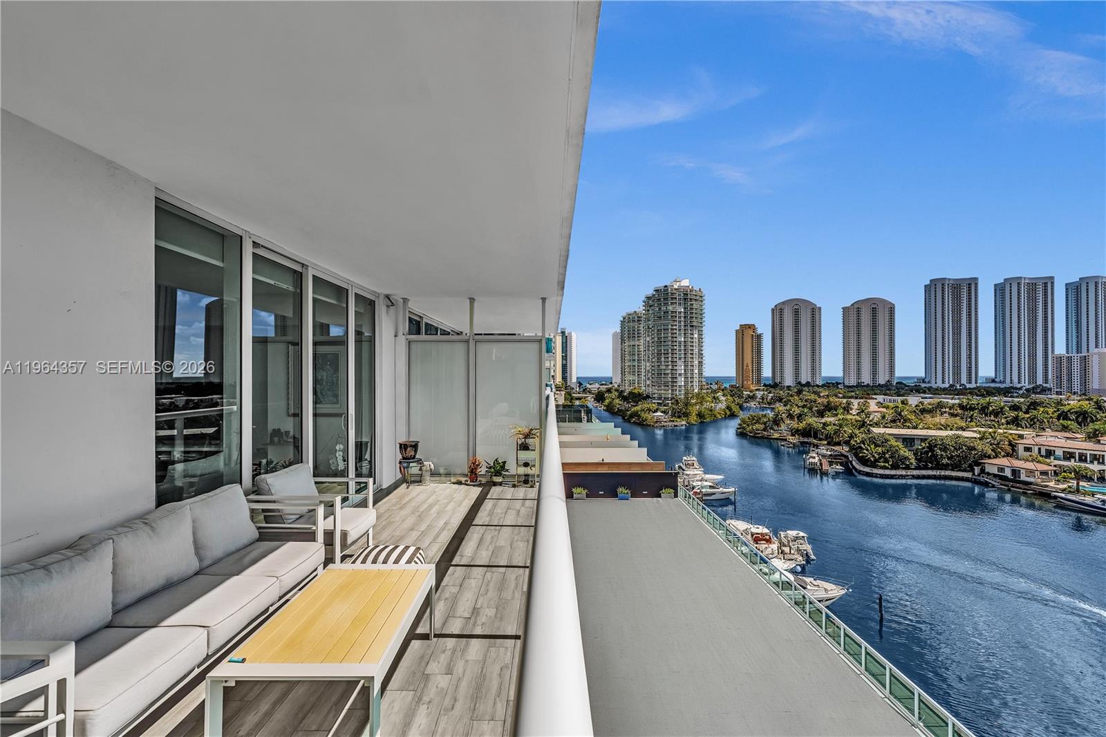 400 Sunny Isles Blvd 907