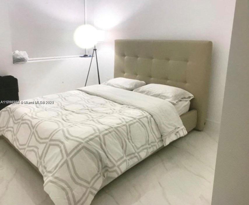 THE HARBOUR SOUTH CONDO - Residential Lease