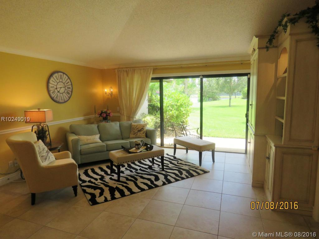 PGA CLUB COTTAGES - Residential Lease