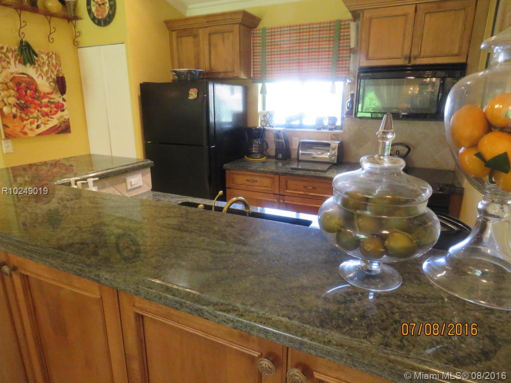 PGA CLUB COTTAGES - Residential Lease