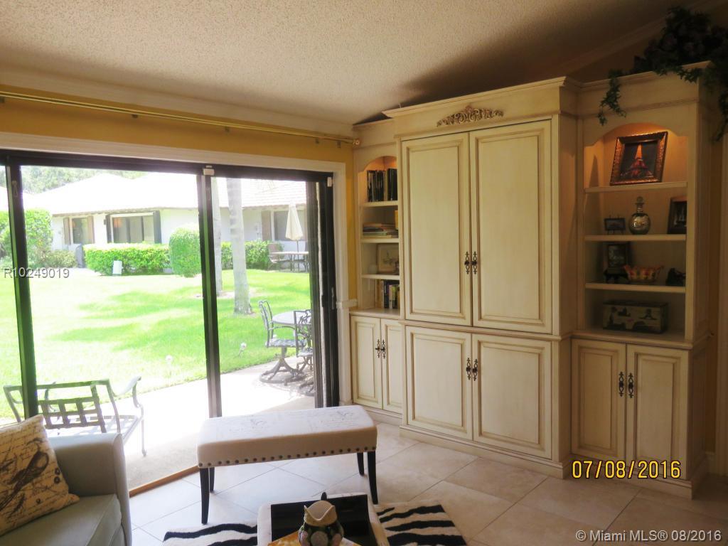 PGA CLUB COTTAGES - Residential Lease