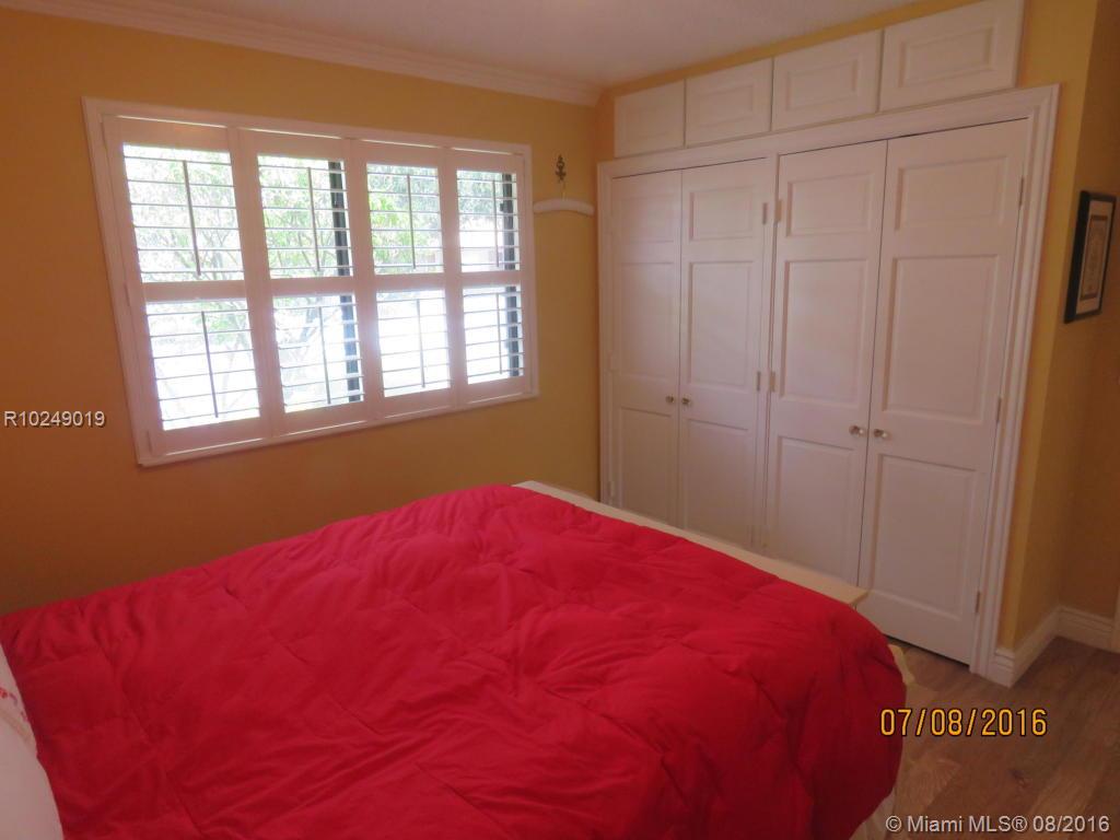 PGA CLUB COTTAGES - Residential Lease