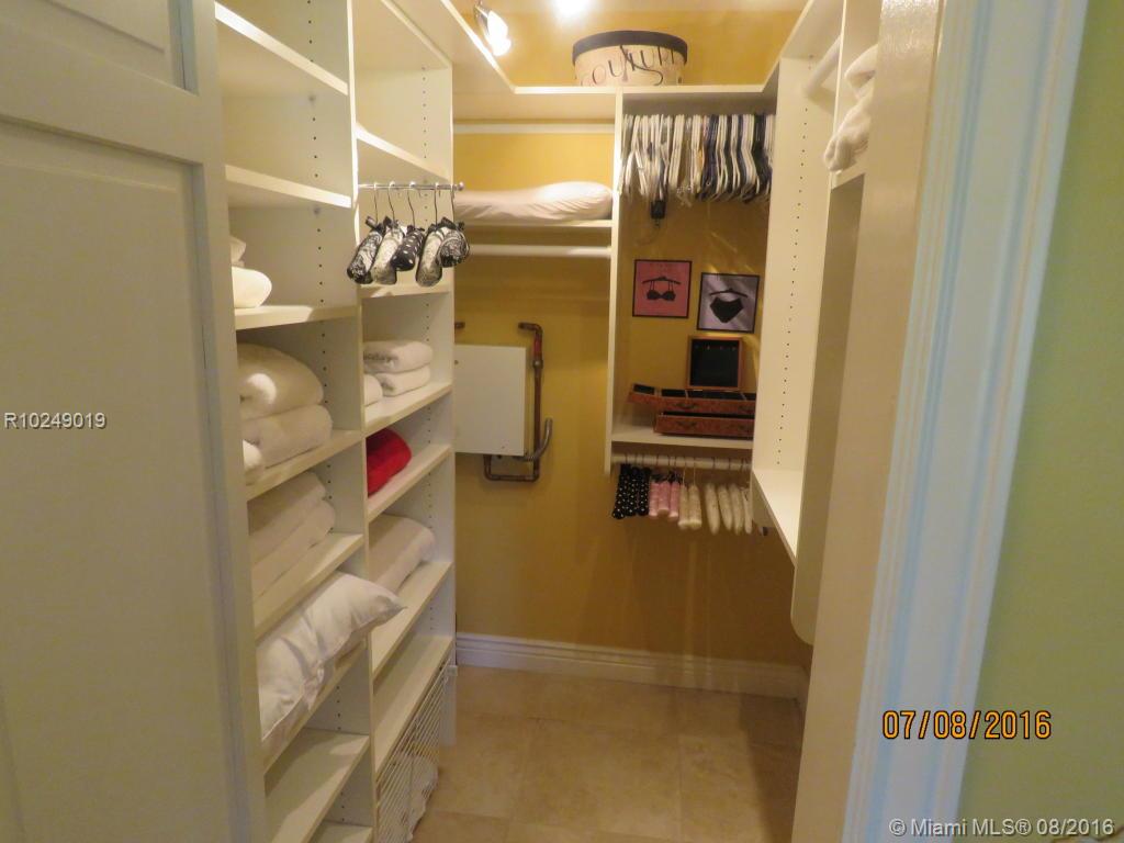 PGA CLUB COTTAGES - Residential Lease