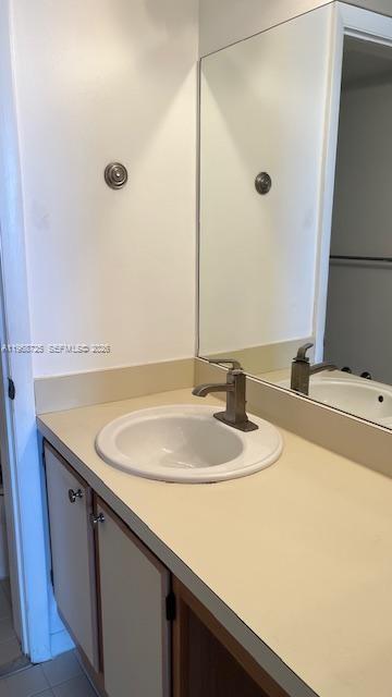 LAKEVIEW CLUB CONDO - Residential