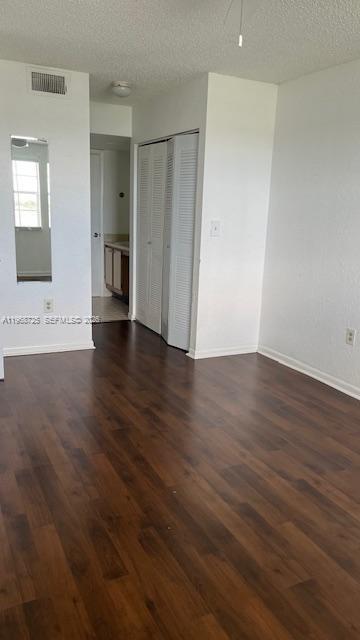 LAKEVIEW CLUB CONDO - Residential