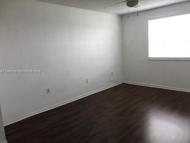 LAKEVIEW CLUB CONDO - Residential