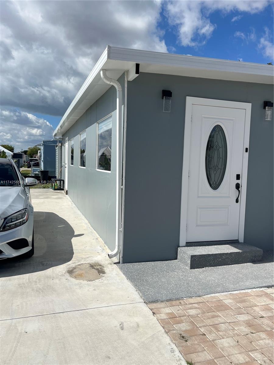Great location, Complete Remodel
Miami Gardens desired community and a well-maintained mobile home. enclosed large porch & ample parking space. The community has a large pool area, and clubhouse with a gated boat trailer parking lot. It is a short drive to major highways, shops, and restaurants. The home does NOT include the land, the land lease is $600 per month.