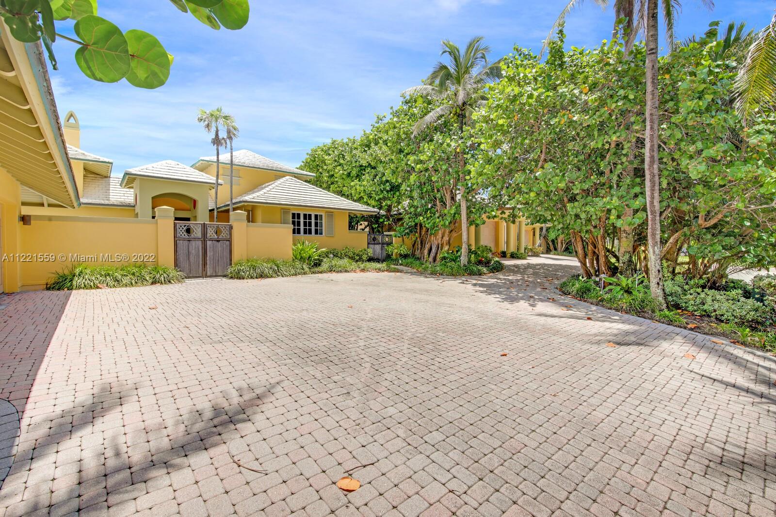 JUPITER INLET BEACH COLON - Residential