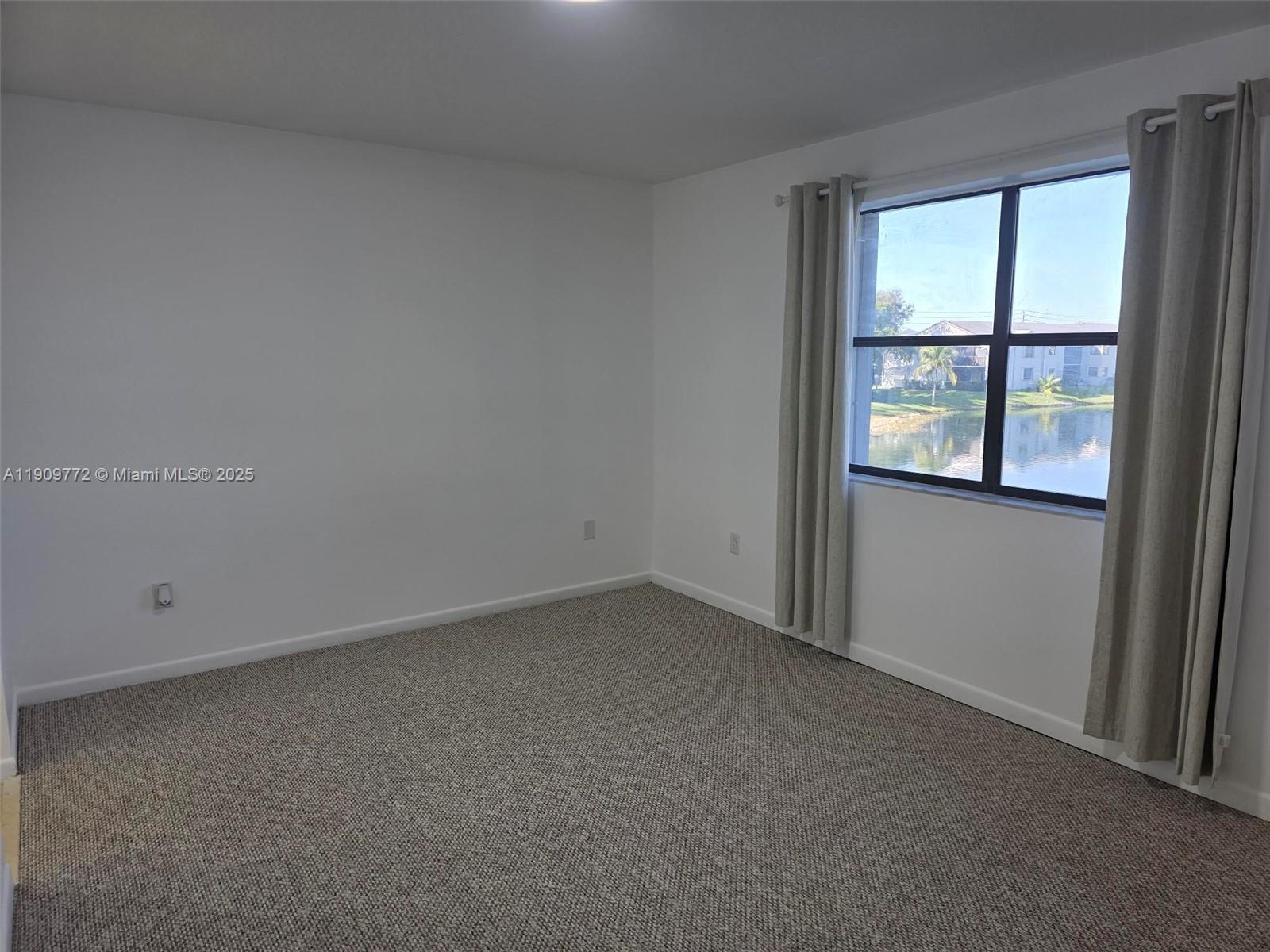 LAKESHORE CONDO 7 - Residential Lease