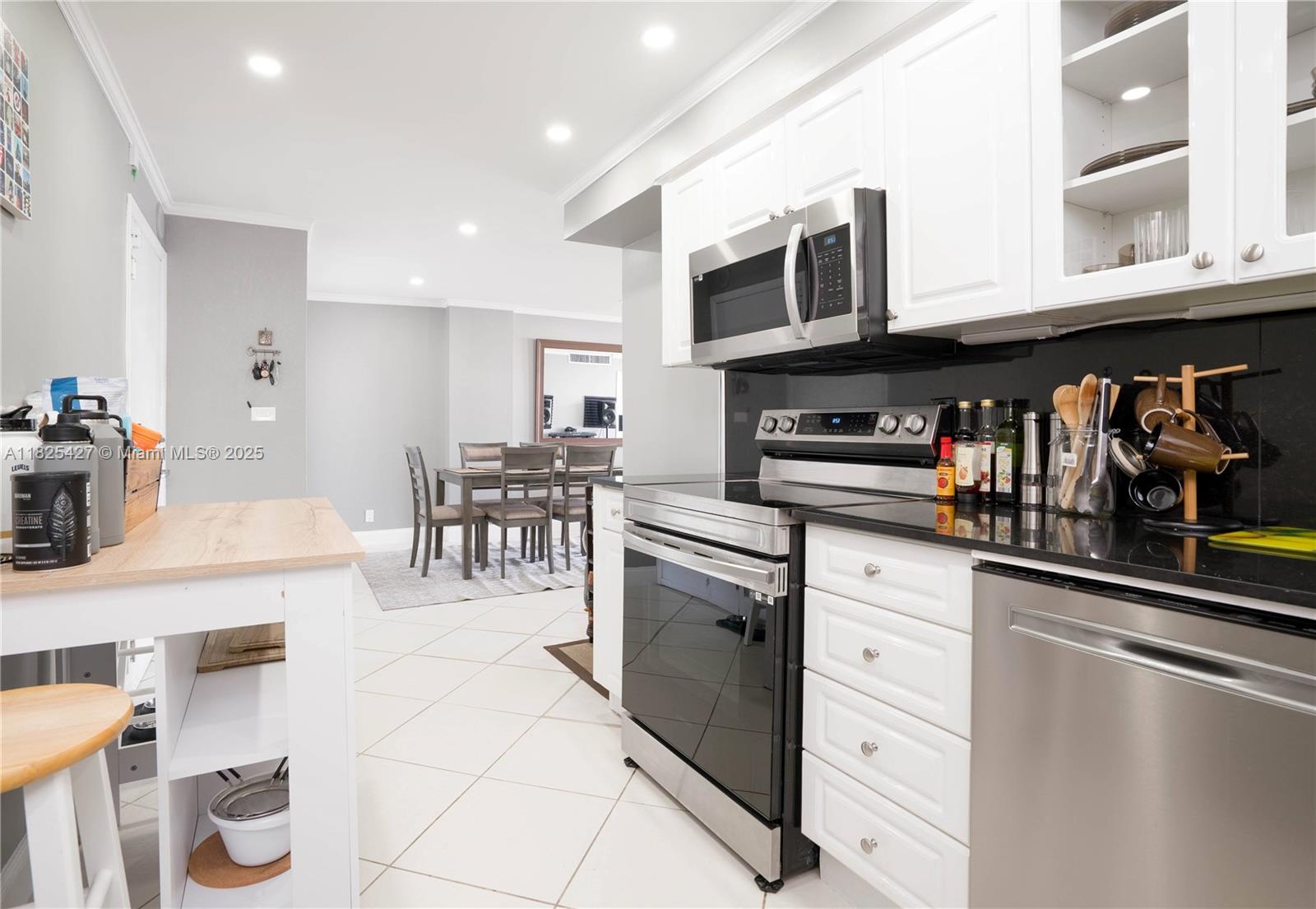 AQUASOL CONDO - Residential