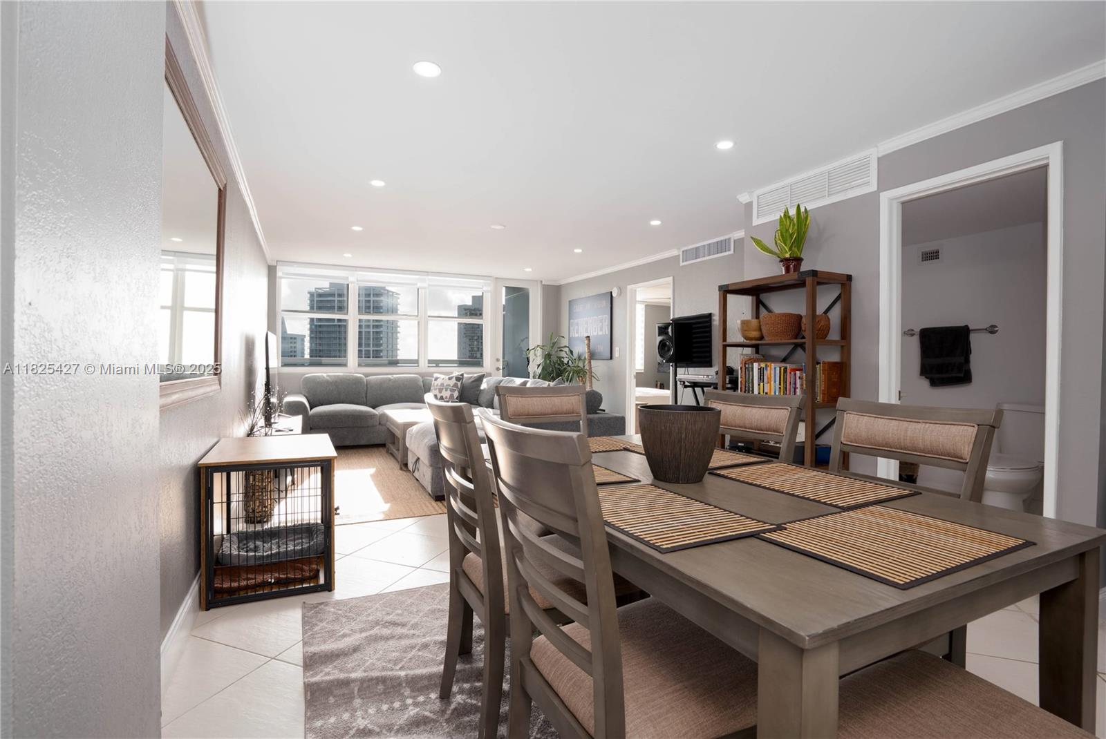 6770 Indian Creek Dr 14C, Miami Beach, FL, 33141/$389,000 3 6770 Indian Creek Dr 14C