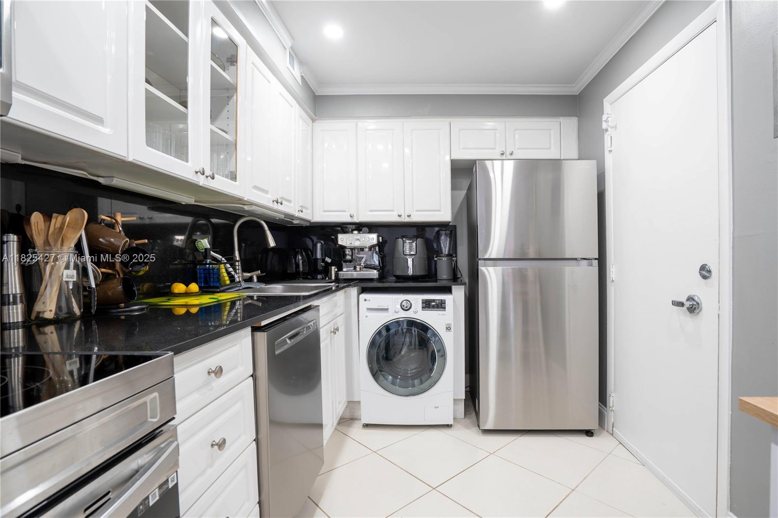 AQUASOL CONDO - Residential