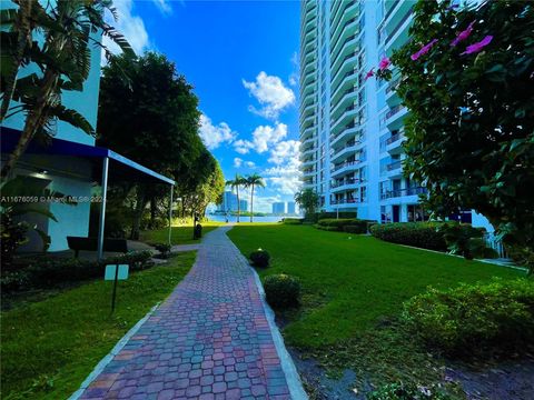 A home in Aventura