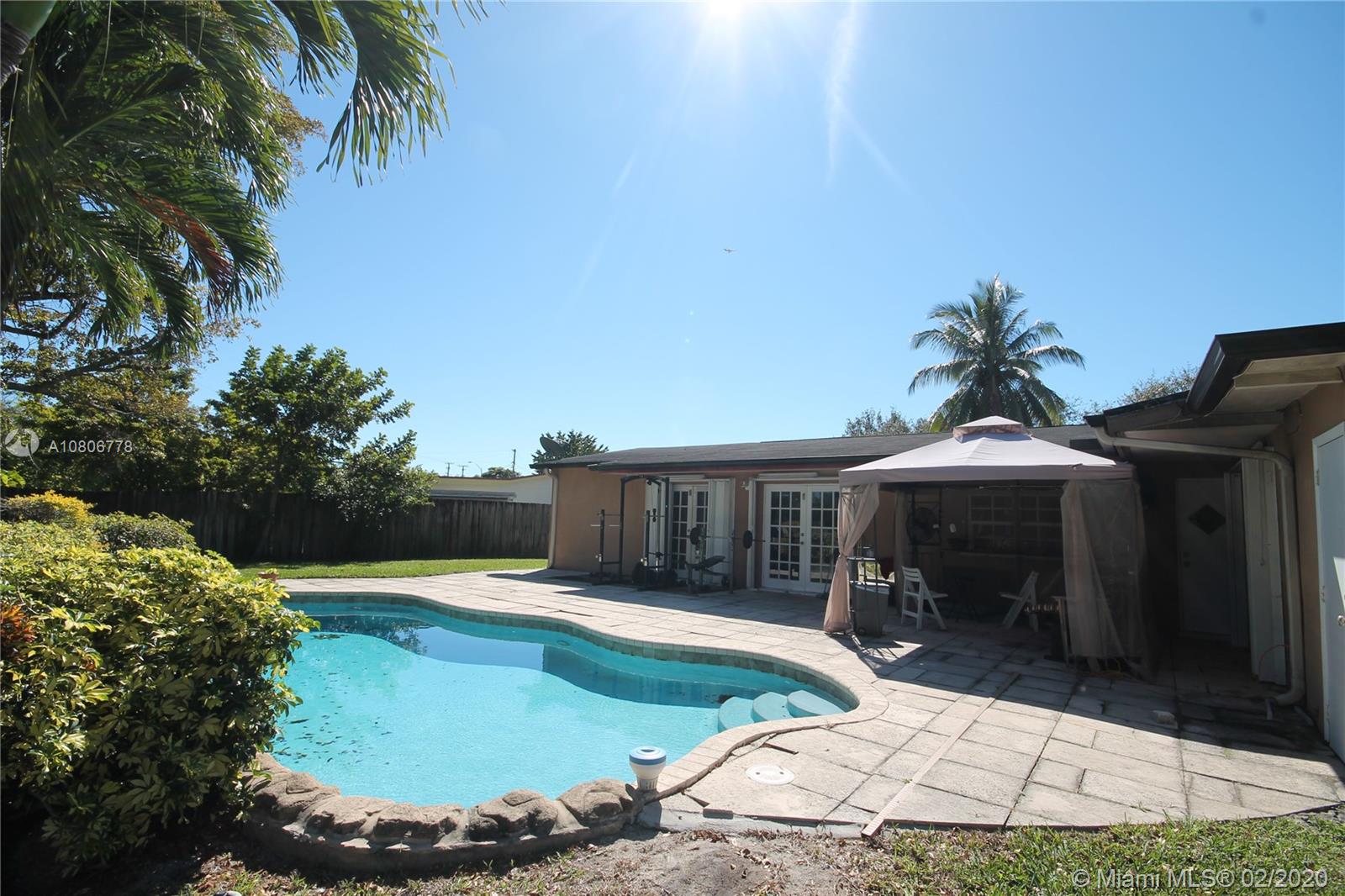 PALM SPRINGS NORTH - Residential