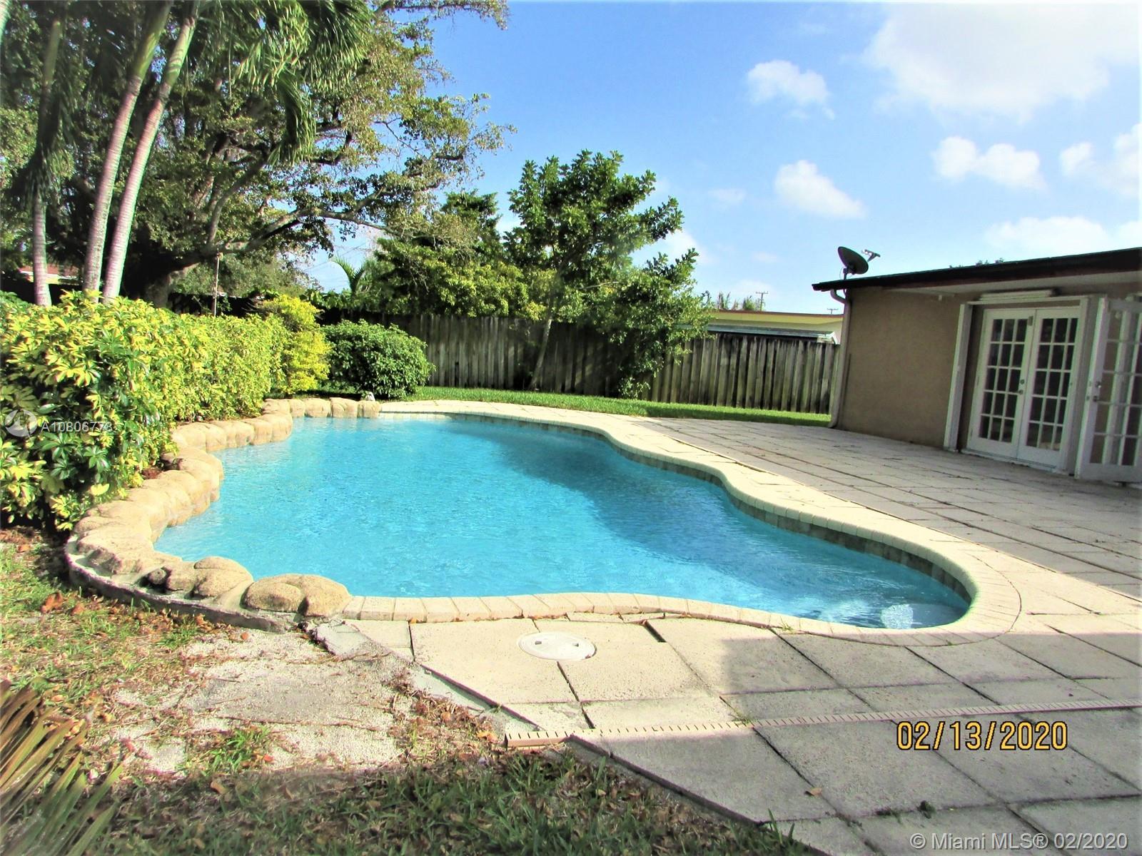 PALM SPRINGS NORTH - Residential