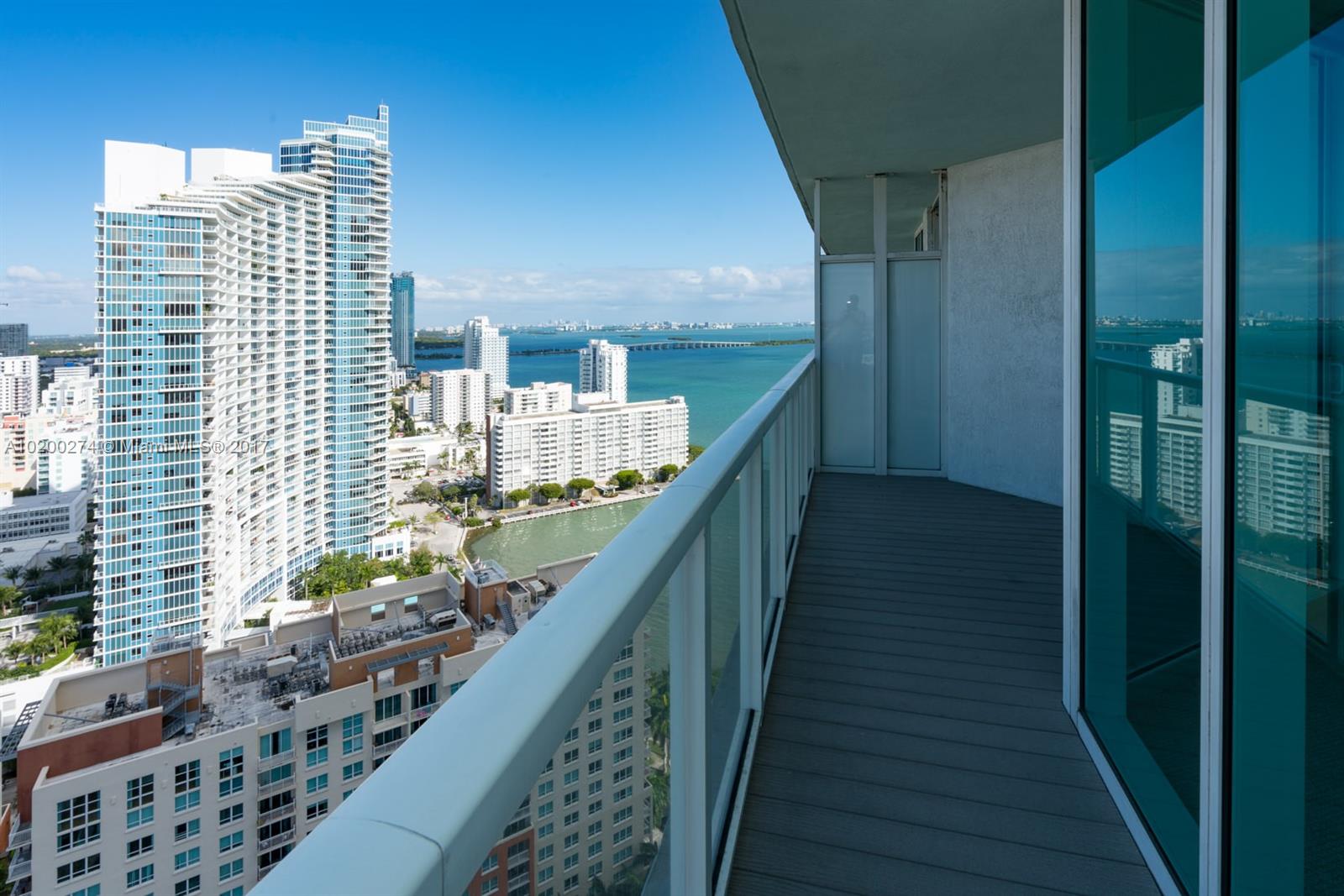 Panoramic views in this 2bed 2.5bth apartment in front of Pace Park and minutes to everything. Open floor plan with kitchen/dining/living, stainless steel appliances, updated baths, tub/shower combo, washer/dryer, walk-in closets, central AC assigned parking, 2 pools, incredible fitness center and sauna. Movie theater, party rm,etc., Walking distance to Pace Park. Minutes to Arts Centers, Wynwood, Design district, Beaches, Airport, Downtown Miami and Brickell