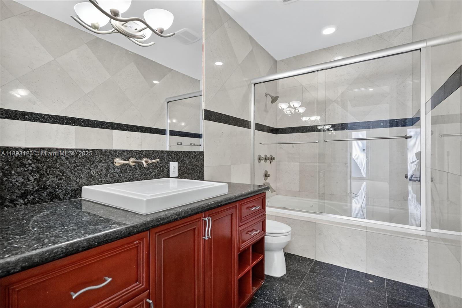 SUNILAND ESTATES 1ST ADDN - Residential