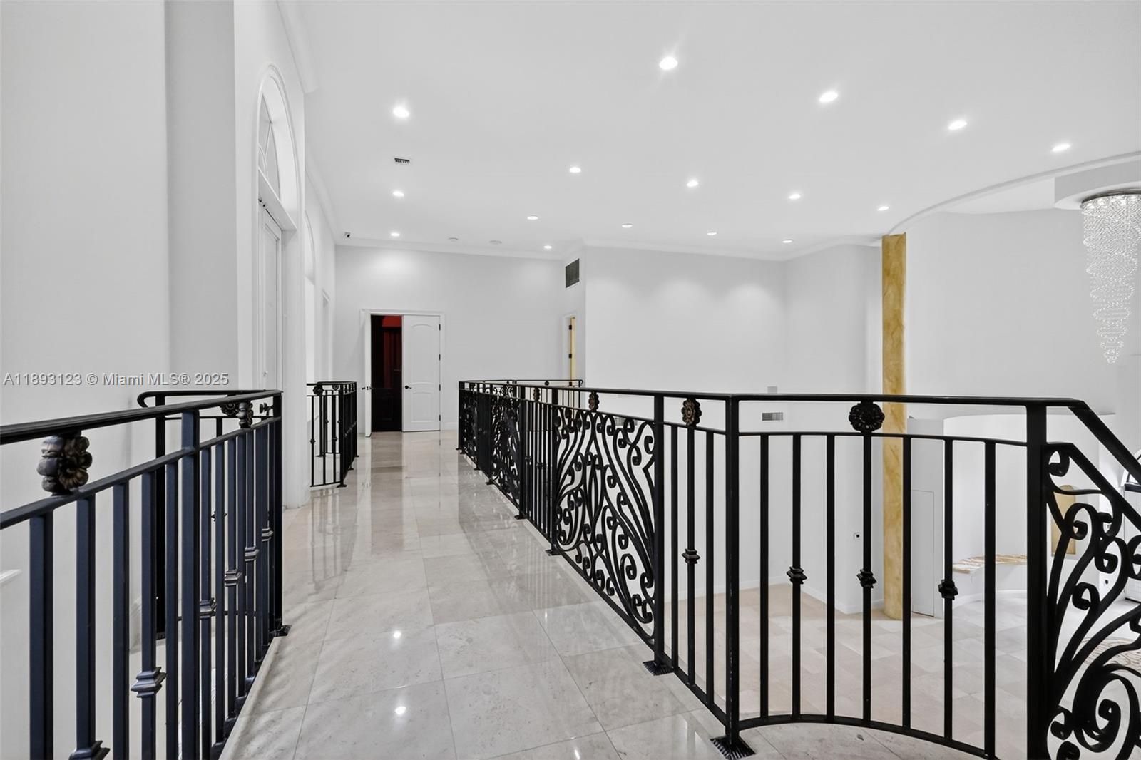 SUNILAND ESTATES 1ST ADDN - Residential