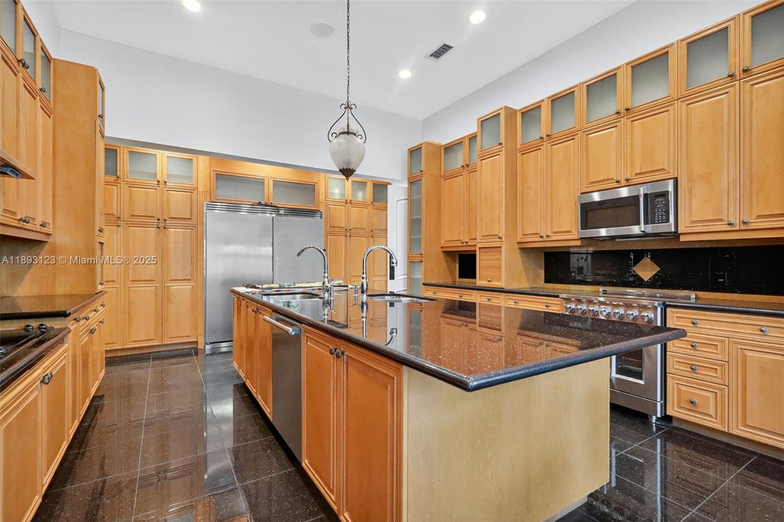 SUNILAND ESTATES 1ST ADDN - Residential