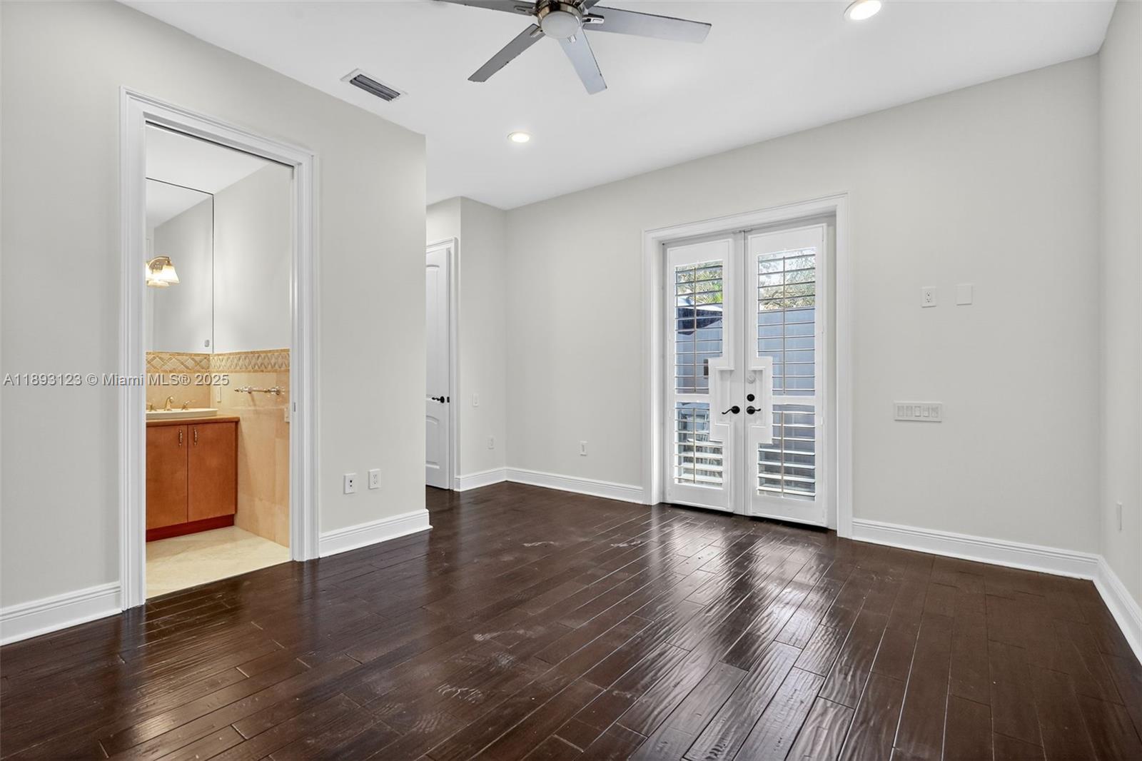 SUNILAND ESTATES 1ST ADDN - Residential