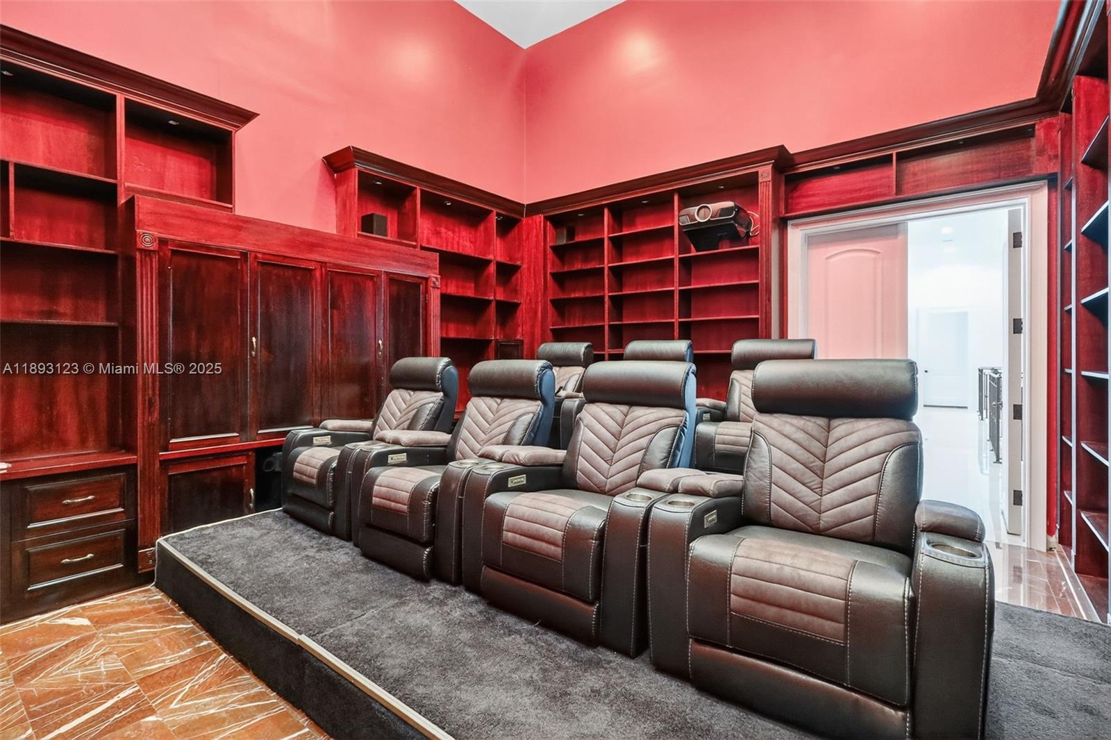 SUNILAND ESTATES 1ST ADDN - Residential