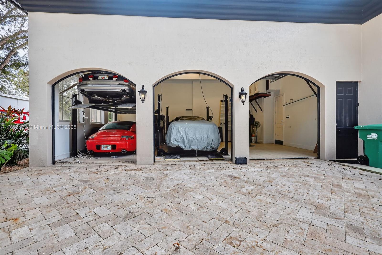 SUNILAND ESTATES 1ST ADDN - Residential