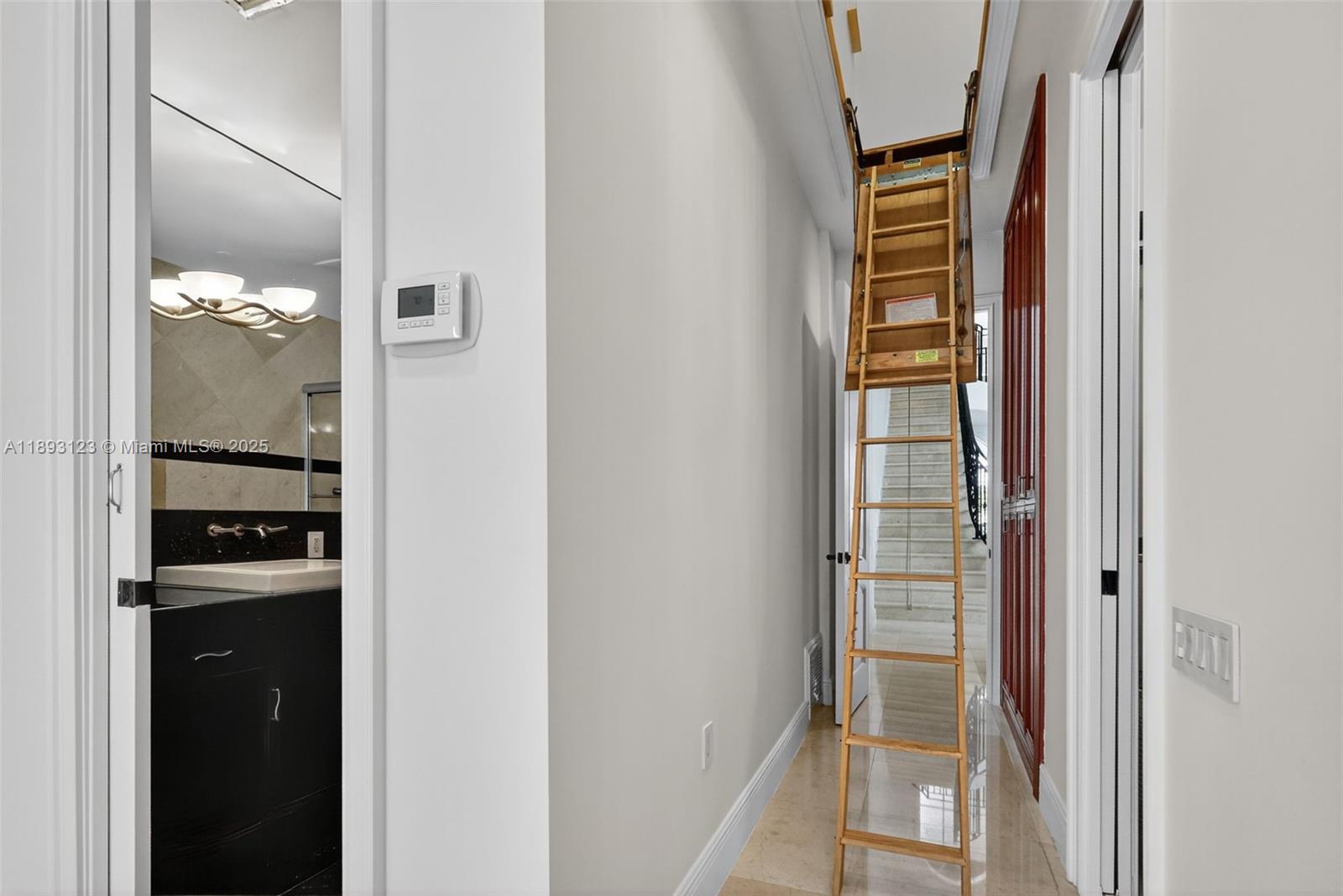 SUNILAND ESTATES 1ST ADDN - Residential