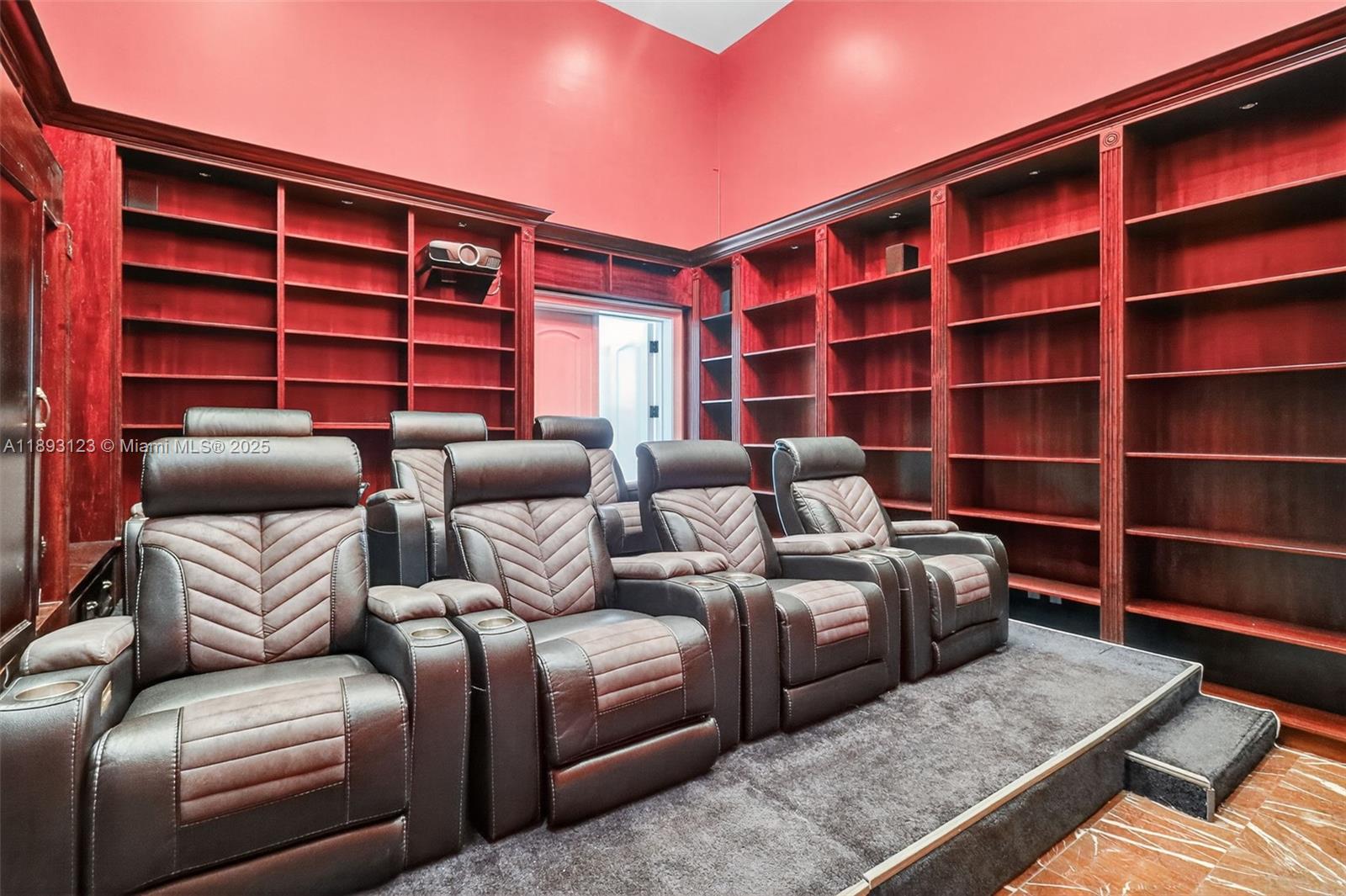 SUNILAND ESTATES 1ST ADDN - Residential