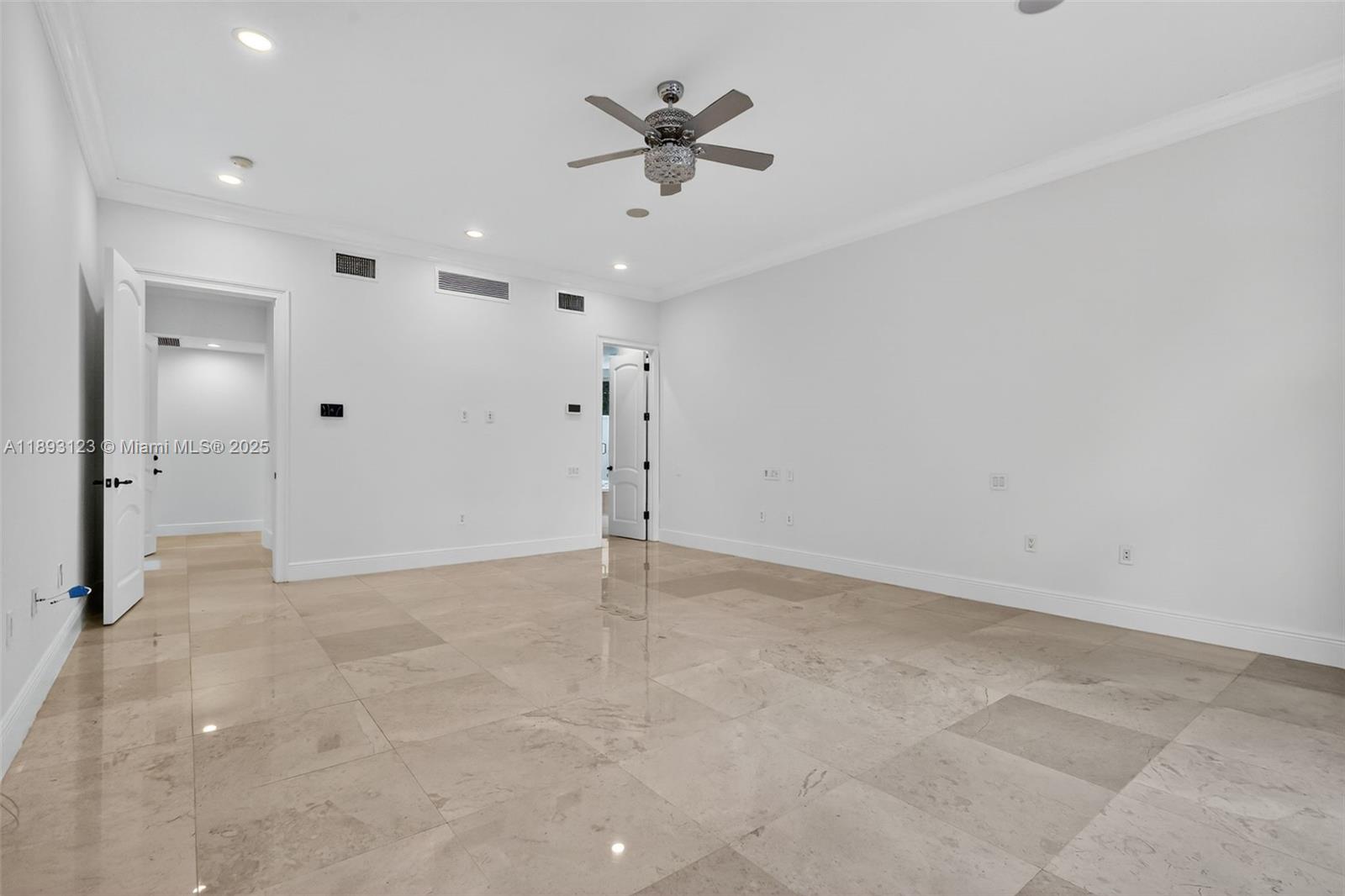 SUNILAND ESTATES 1ST ADDN - Residential