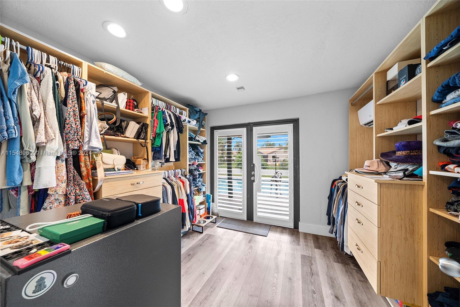 JACARANDA LAKES SECTION S - Residential