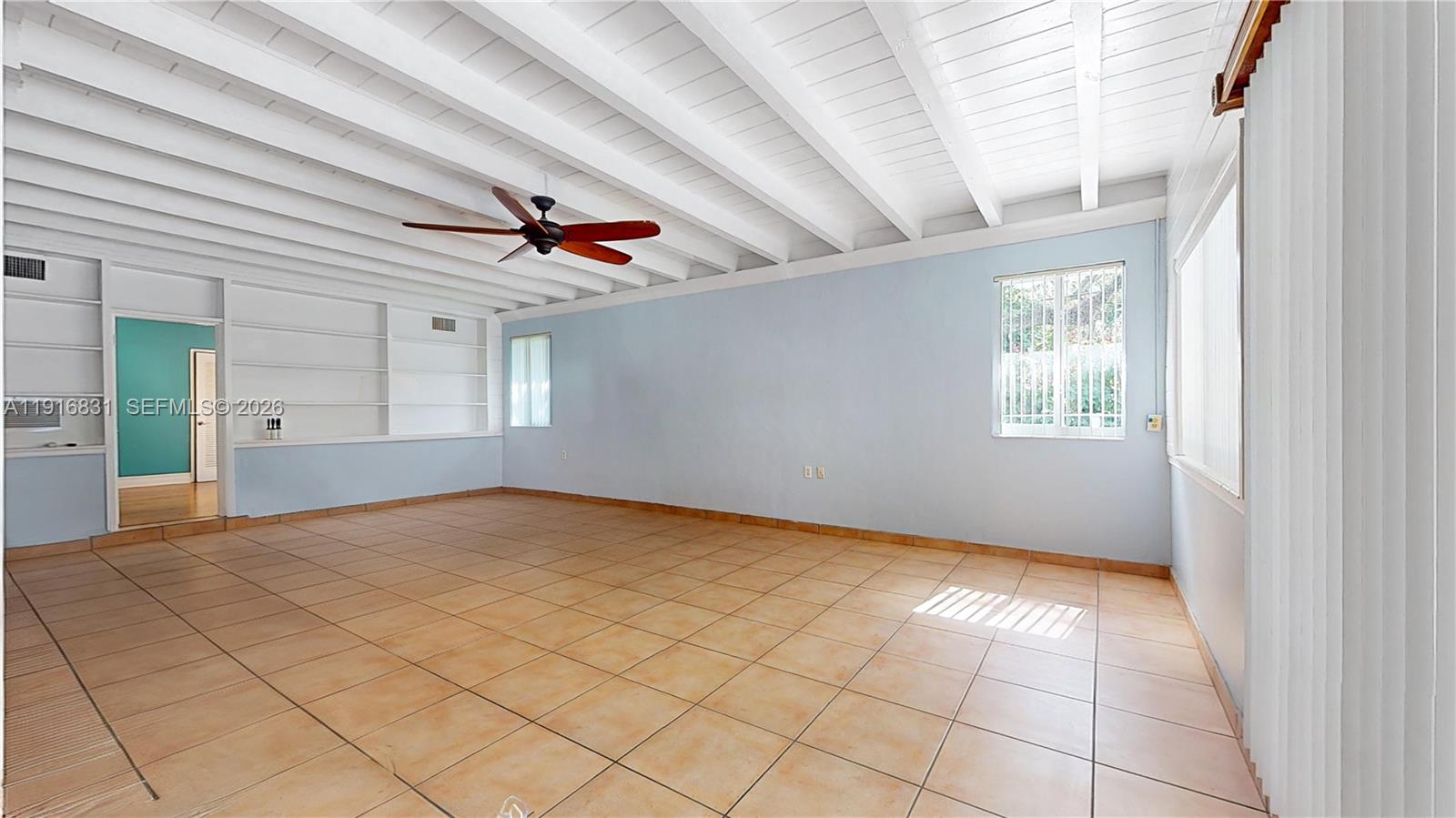 KENDAL RANCHES - Residential