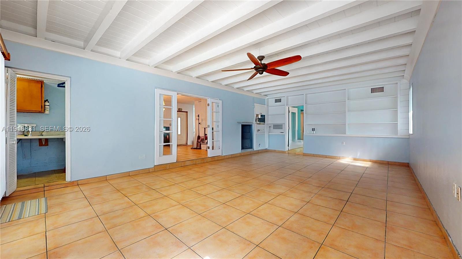 KENDAL RANCHES - Residential