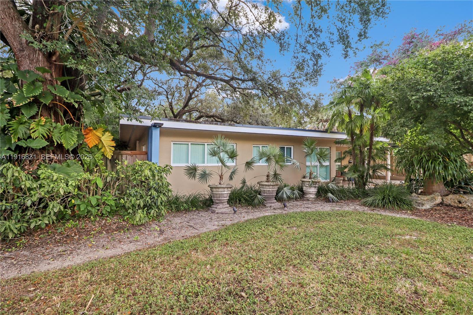 KENDAL RANCHES - Residential