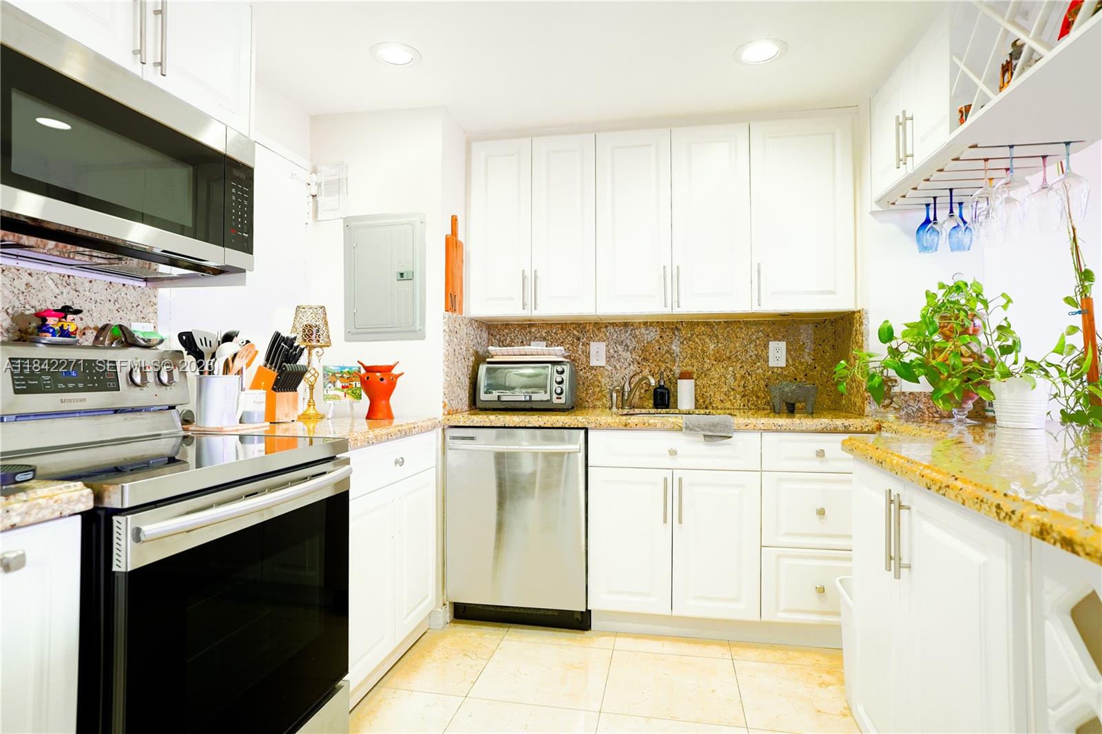 JOCKEY CLUB CONDO - Residential