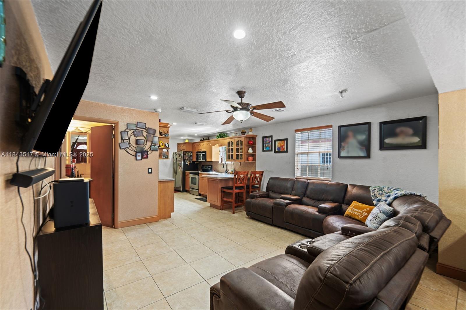 HIALEAH HEIGHTS - Residential