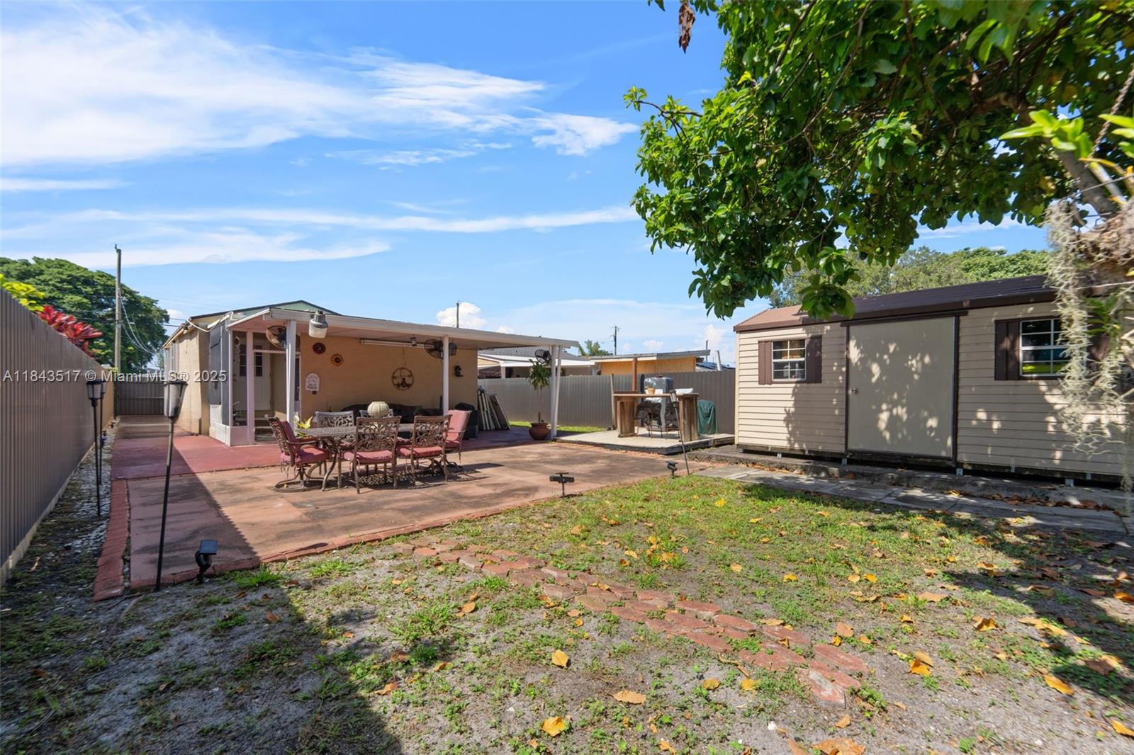 HIALEAH HEIGHTS - Residential