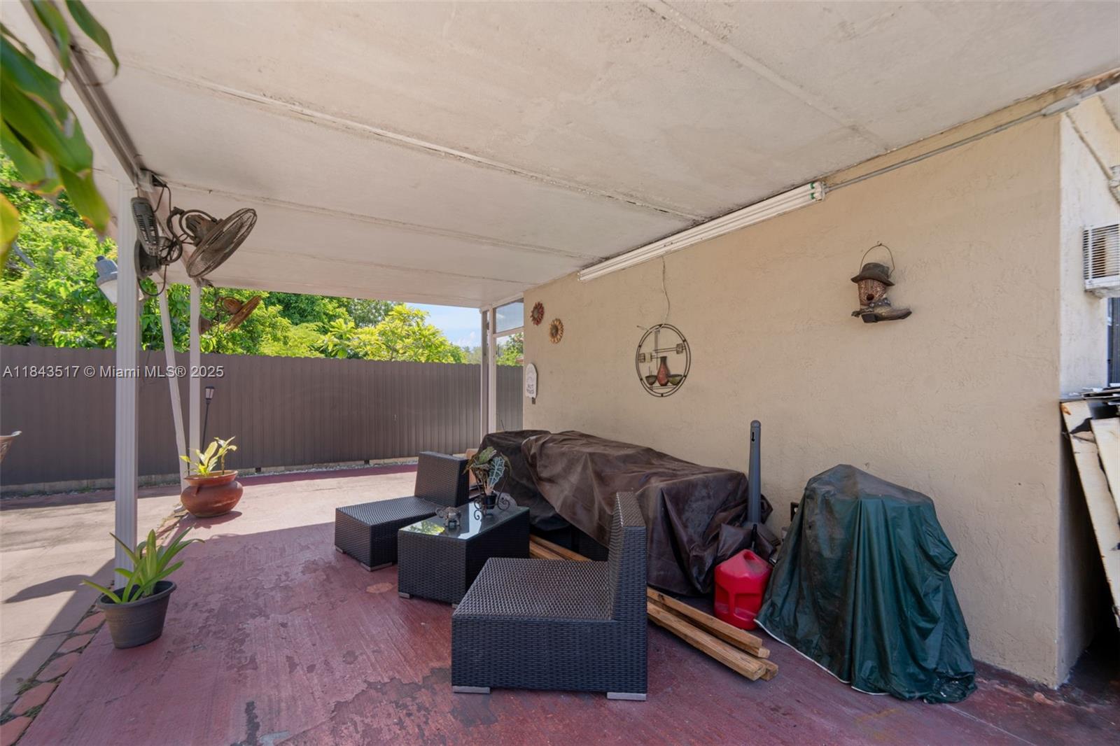 HIALEAH HEIGHTS - Residential