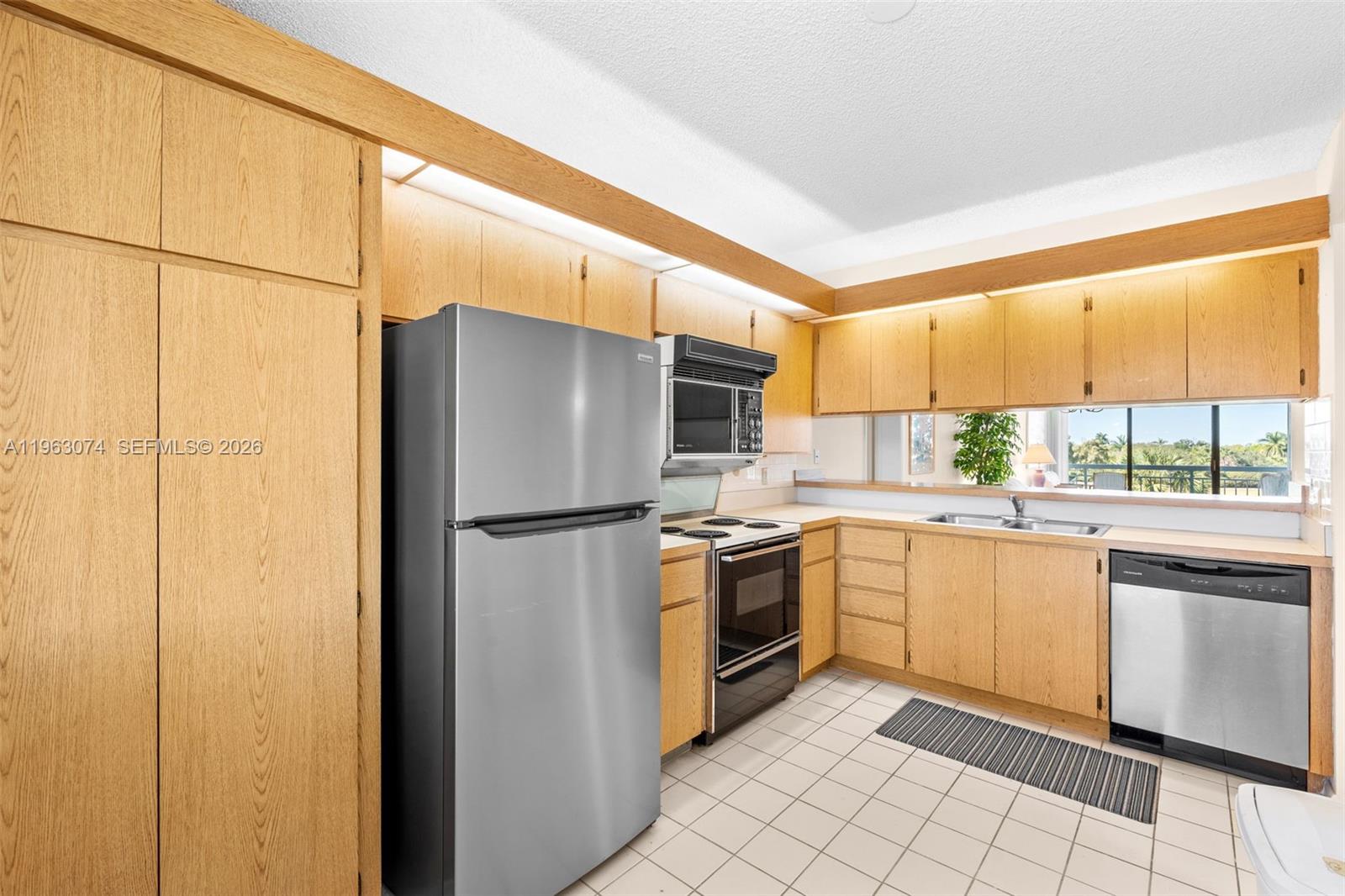 WHITEHALL VILLAGE - Residential